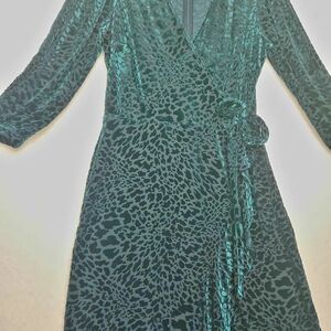 Calvin Klein Green Burnout Velvet Animal-Print Wrap Midi Dress Women's Size 12